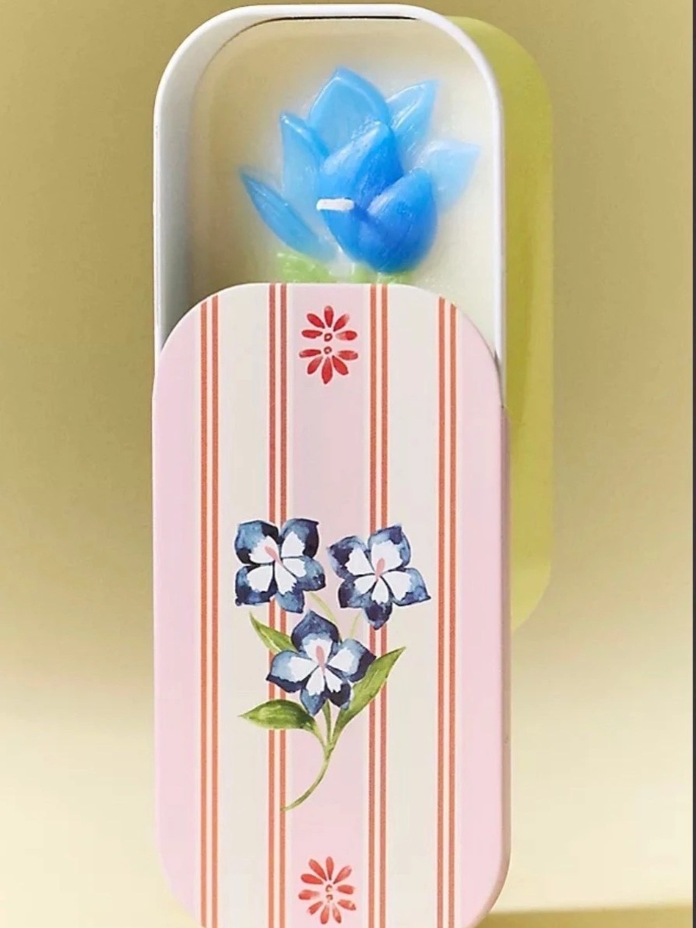 Anthropologie NWT Maeve Floral Orchid & Amber Tinned Candle
